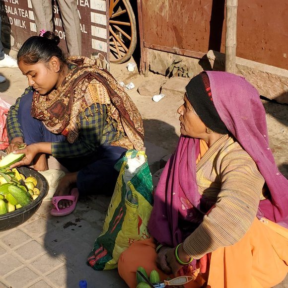 Handicrafts from Near and Far - Picture 2 of 15